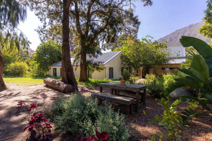 6 Bedroom Property for Sale in Hout Bay Western Cape